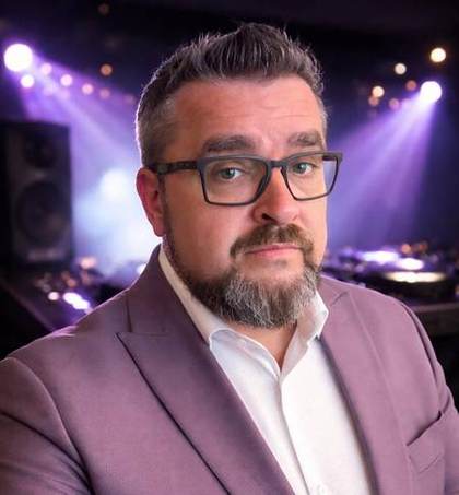 Tony Hart — DuluthDance DJ and Emcee, Duluth MN